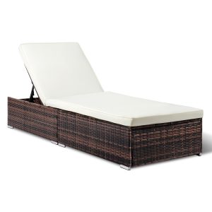 Winado Outdoor Lounge Chaise Wicker Brown Steel Frame Stationary Chaise Lounge Chair with White Cushioned Seat