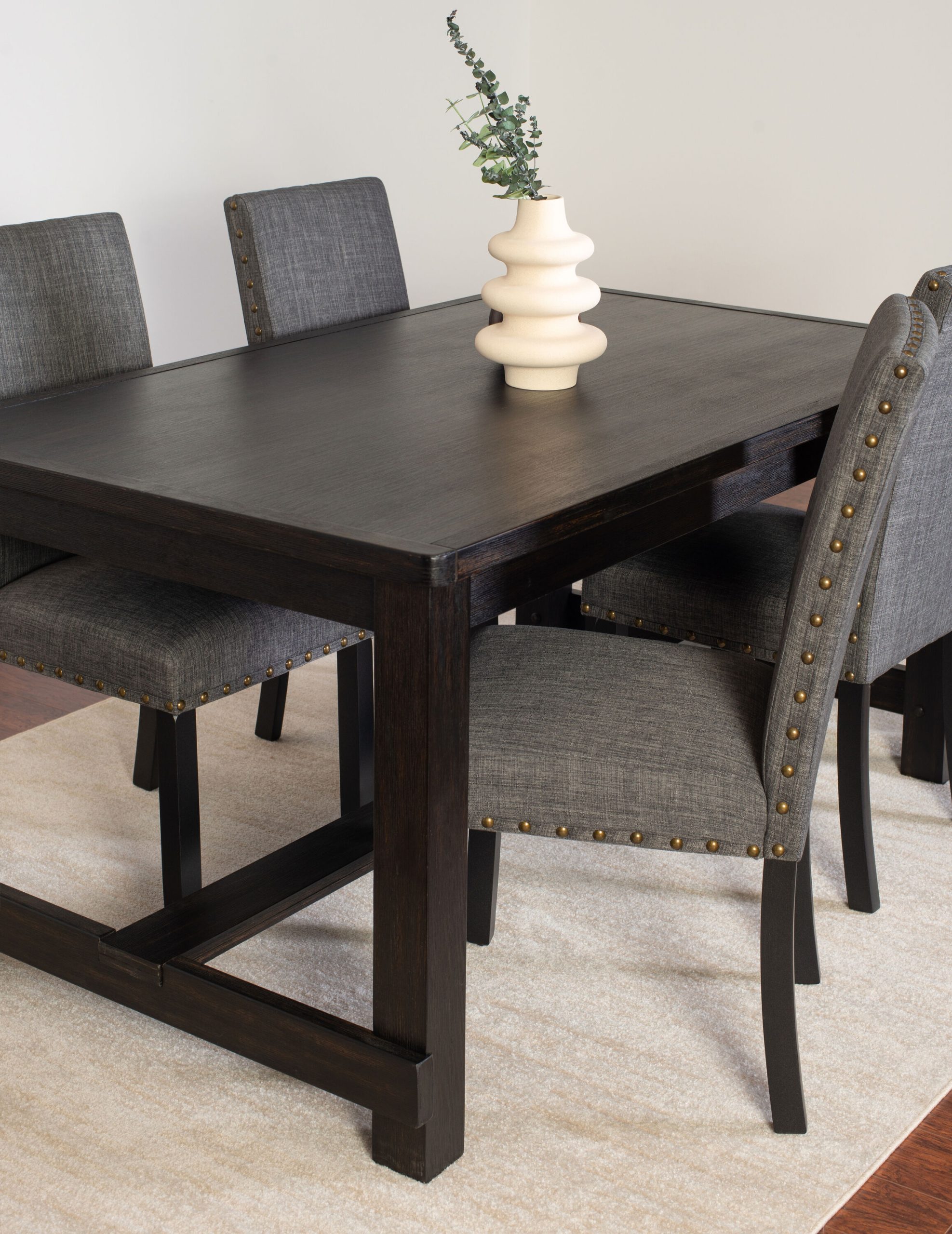Roundhill Furniture Muzzi Grey Contemporary/Modern Dining Room Set with Rectangular Table ( Seats 6 ) - Image 6