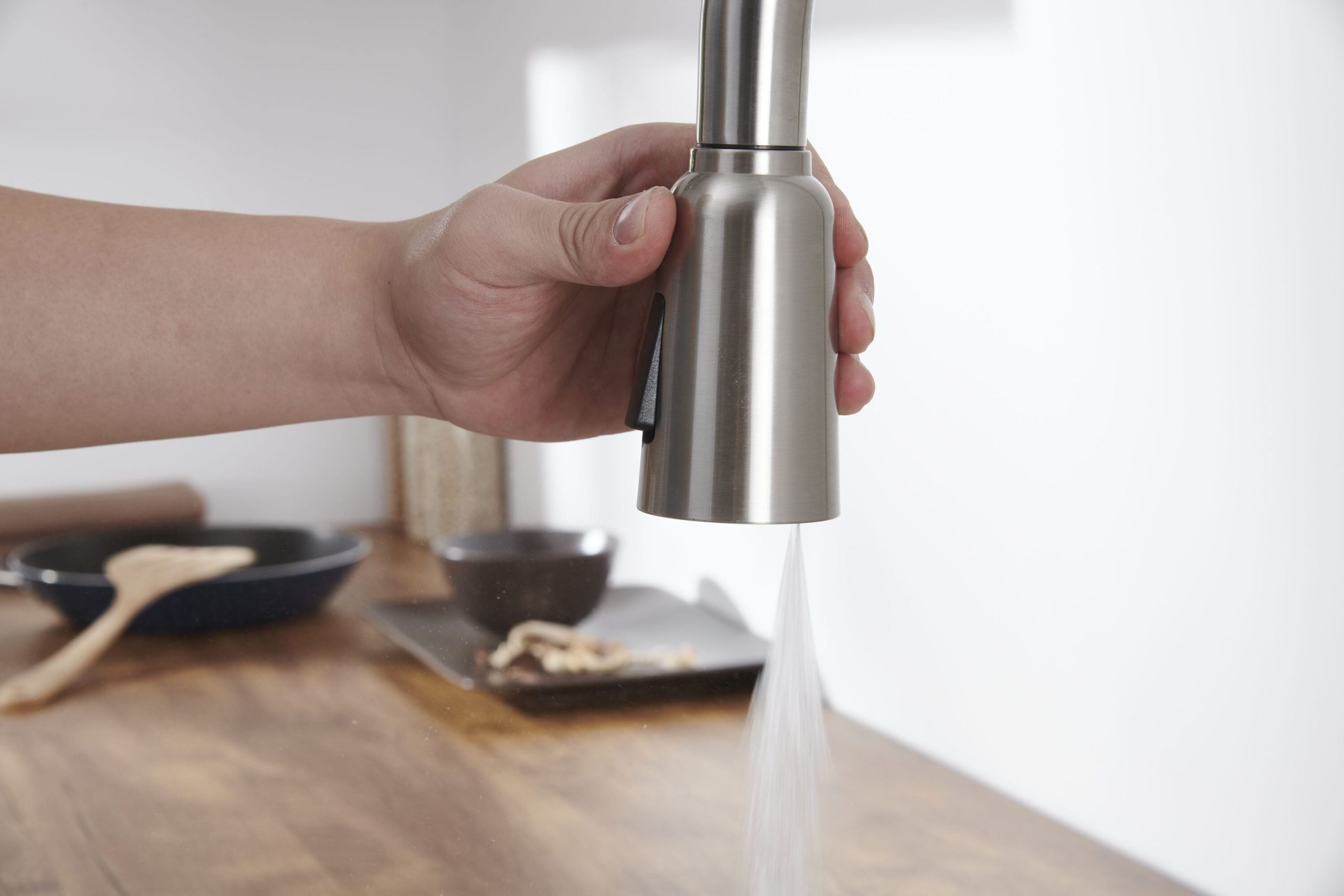 LUXEYARD Kitchen Sink Faucet with Pull Out Sprayer Brushed Nickle Stainless Steel High Arc Kitchen Sink Faucet 3 Way Setting Single Handle Kitchen Faucets with Deck Plate - Image 6