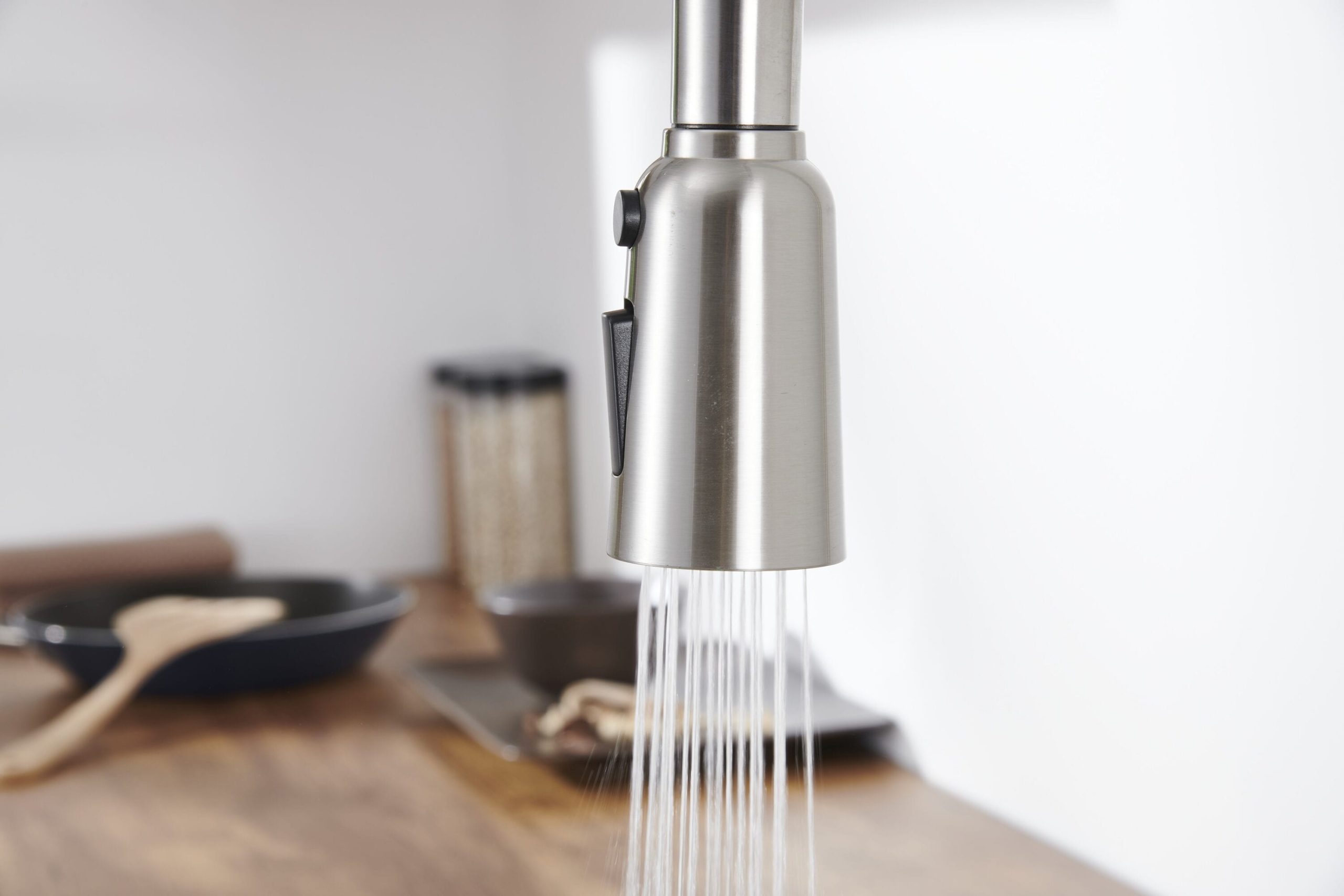 LUXEYARD Kitchen Sink Faucet with Pull Out Sprayer Brushed Nickle Stainless Steel High Arc Kitchen Sink Faucet 3 Way Setting Single Handle Kitchen Faucets with Deck Plate - Image 7