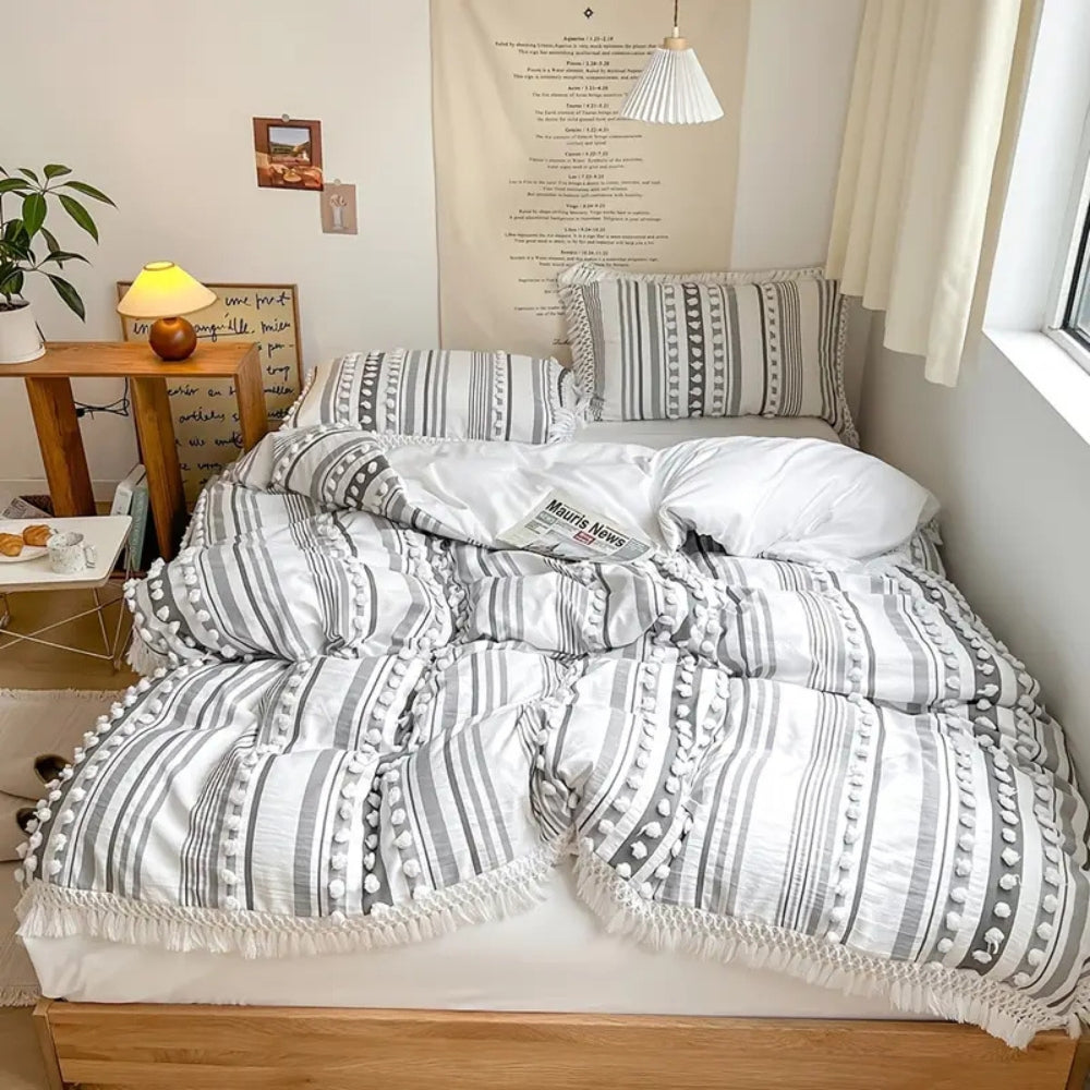 Duvet Cover Set Microfiber Tufted Stripe & Tassels - Image 2