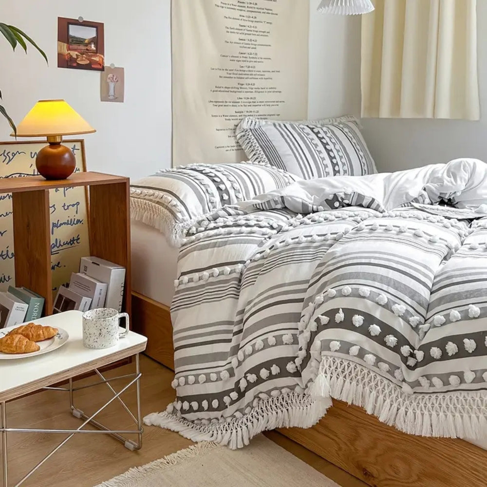 Duvet Cover Set Microfiber Tufted Stripe & Tassels - Image 5
