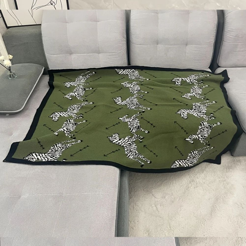 Knitted Throw Blanket Vintage Zebra Acrylic Machine Washable - Image 4