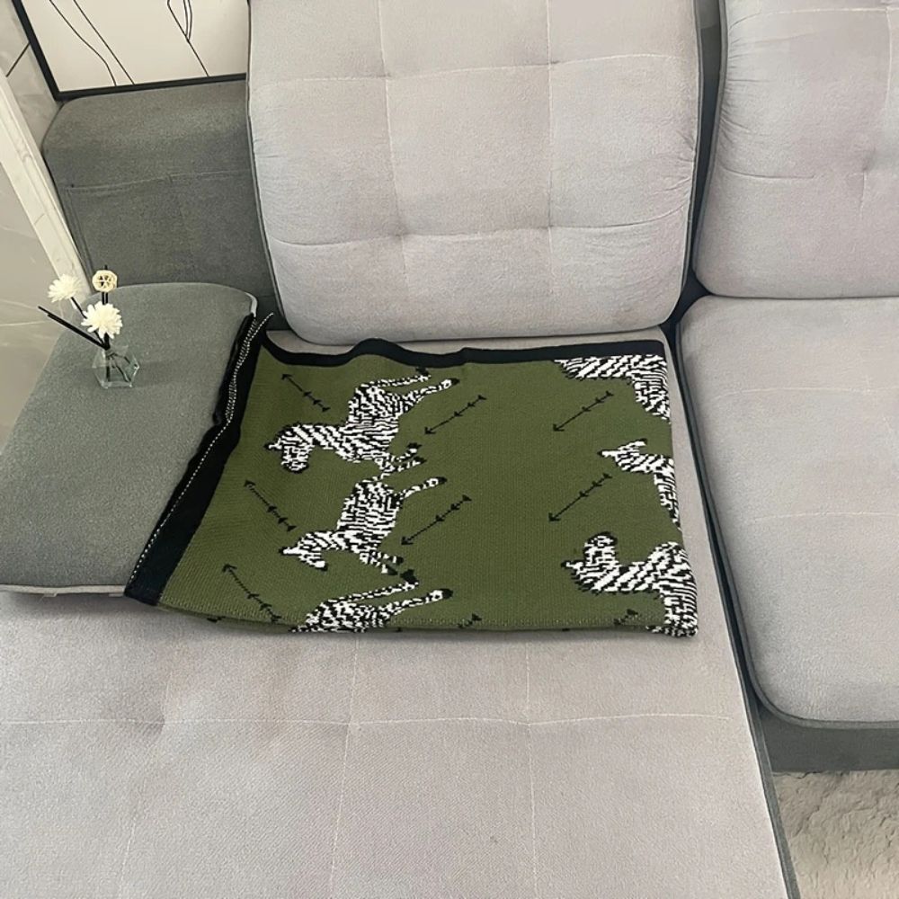 Knitted Throw Blanket Vintage Zebra Acrylic Machine Washable - Image 5