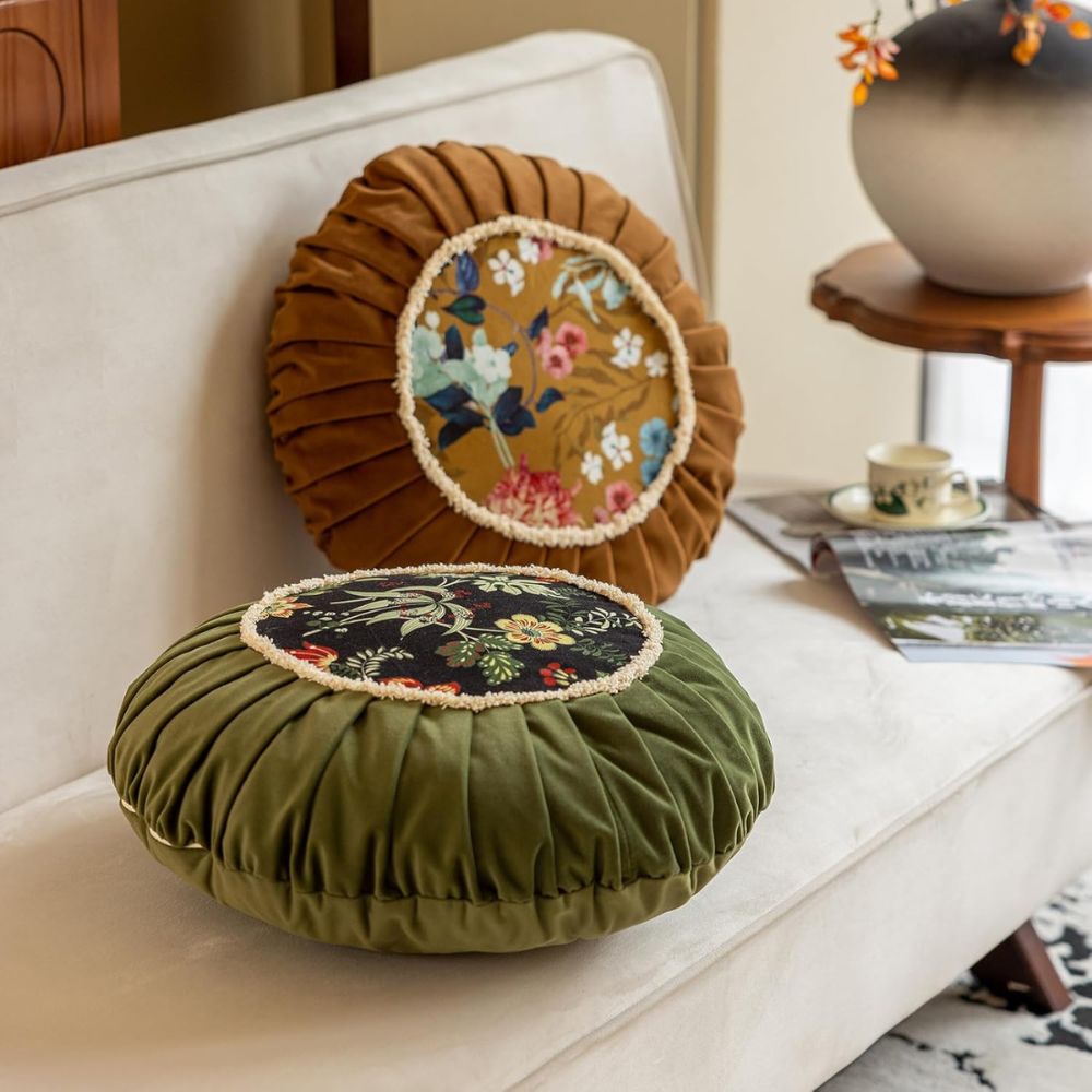 Round Cushion Retro Floral Microfiber Zip-Off Cover - Image 2