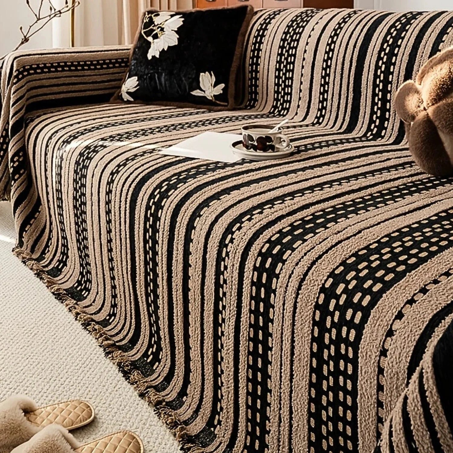 Sofa Cover Plush Microfiber Non-Slip & Pet-Friendly - Image 3