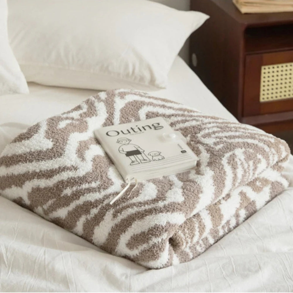 Throw Blanket Knitted Zebra Pattern Half Velvet Microfiber - Image 3