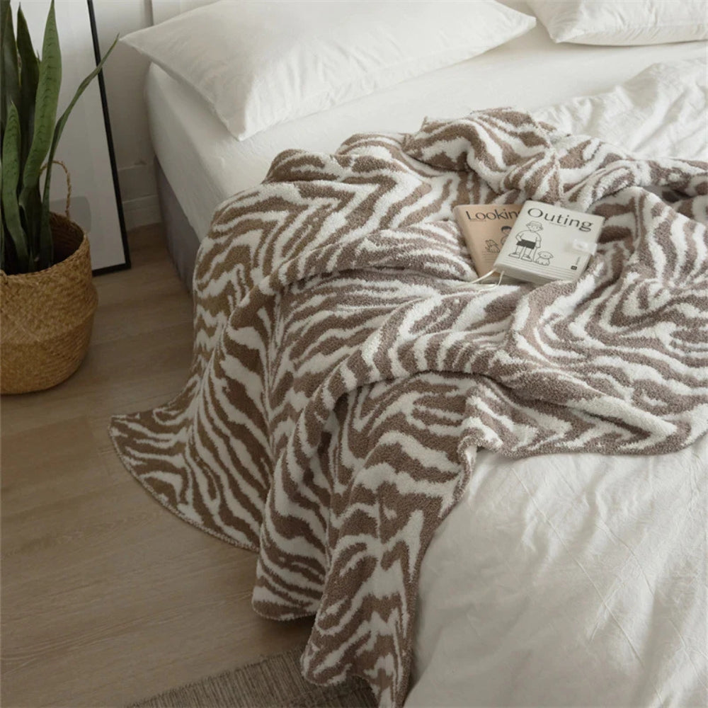 Throw Blanket Knitted Zebra Pattern Half Velvet Microfiber - Image 5
