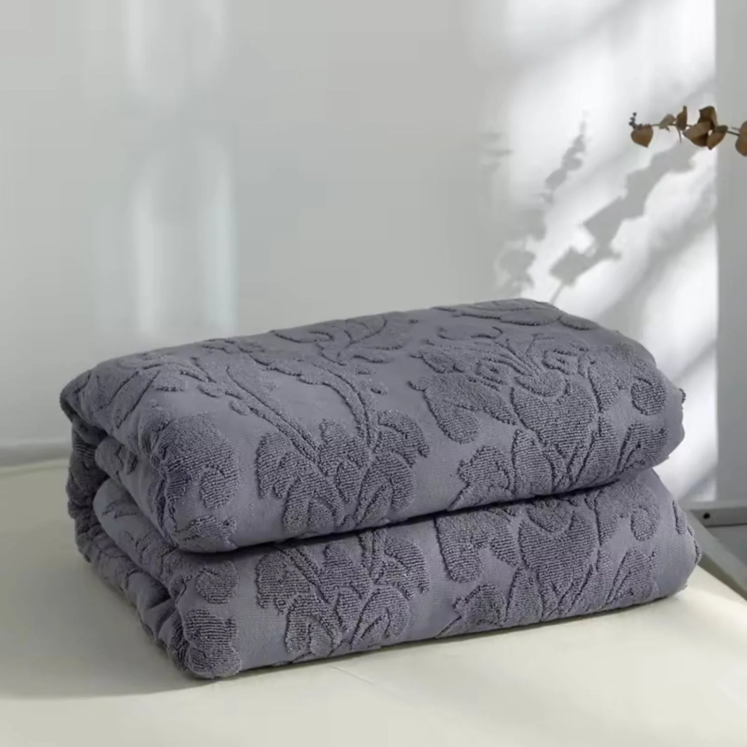 Throw Blanket Plush Jacquard Microfiber Blend Machine Washable - Image 11