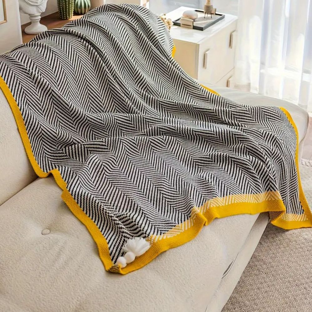 Throw Blanket Ultra-Soft Acrylic Lightweight & Machine Washable - Image 4