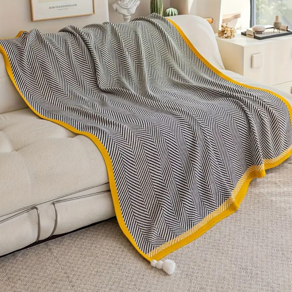 Throw Blanket Ultra-Soft Acrylic Lightweight & Machine Washable - Image 5