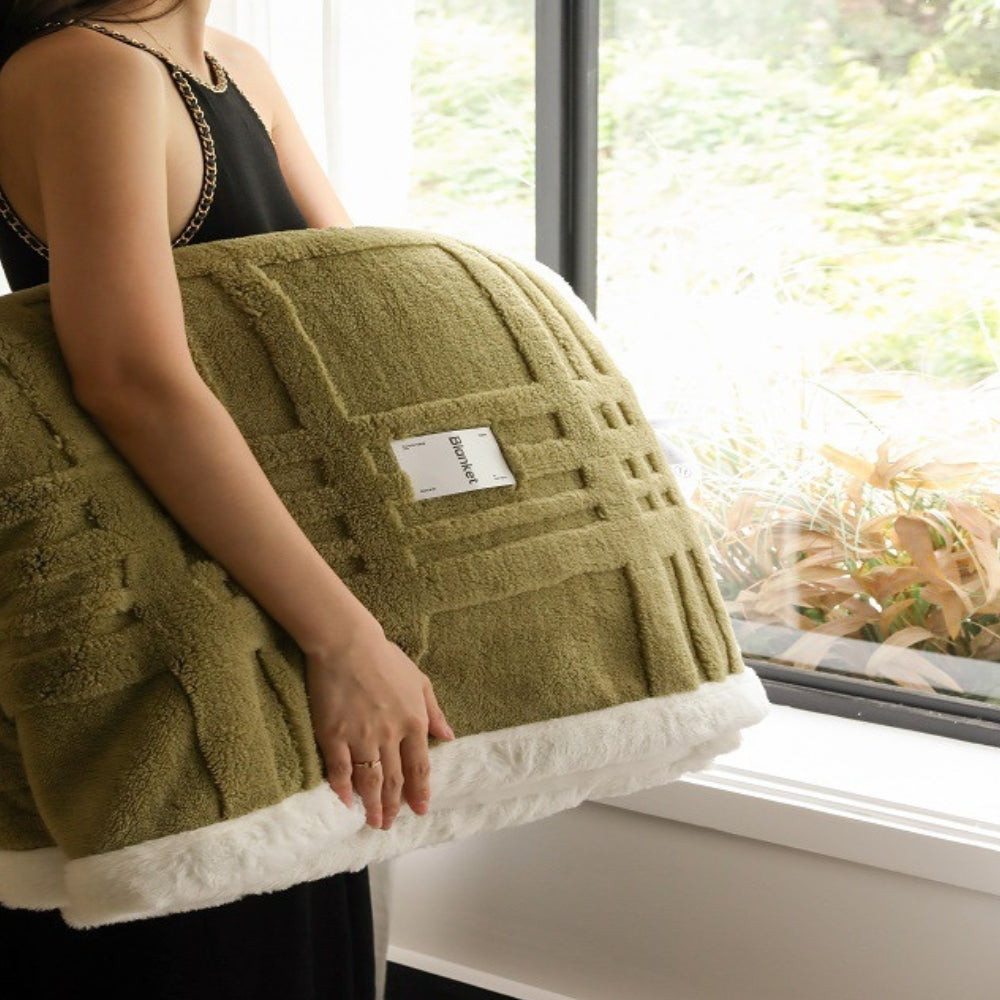 Winter Blanket Three-Dimensional Jacquard Plush Microfiber Machine Washable - Image 4