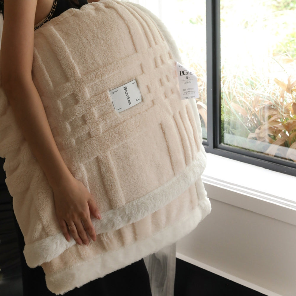 Winter Blanket Three-Dimensional Jacquard Plush Microfiber Machine Washable - Image 7